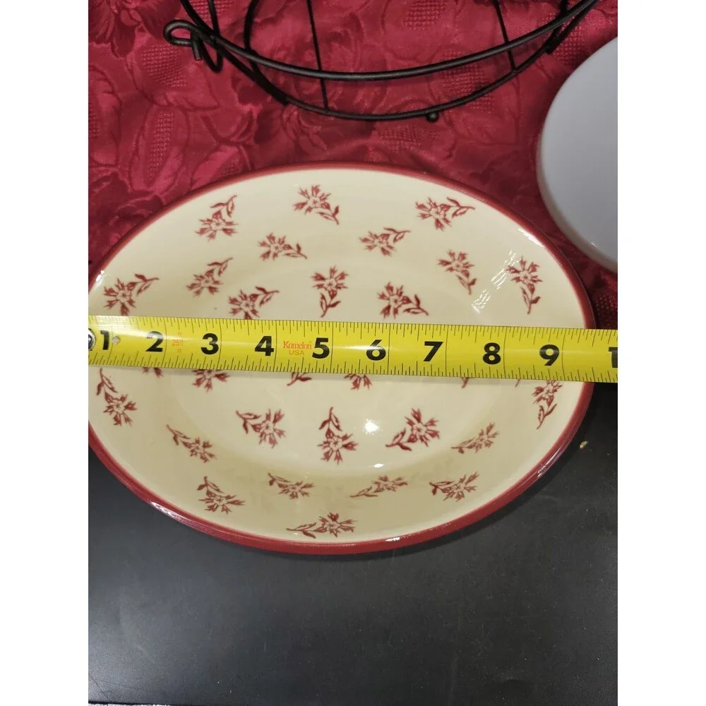 Temp-tations Baker 1.5 QT Toile Red Cream Oval Casserole Dish Lid Rack EUC Flora